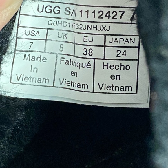 UGG Aubriana Mule Women's Heel Boots 7 Black Suede Sheepskin Lined Studded NEW - Picture 8 of 8